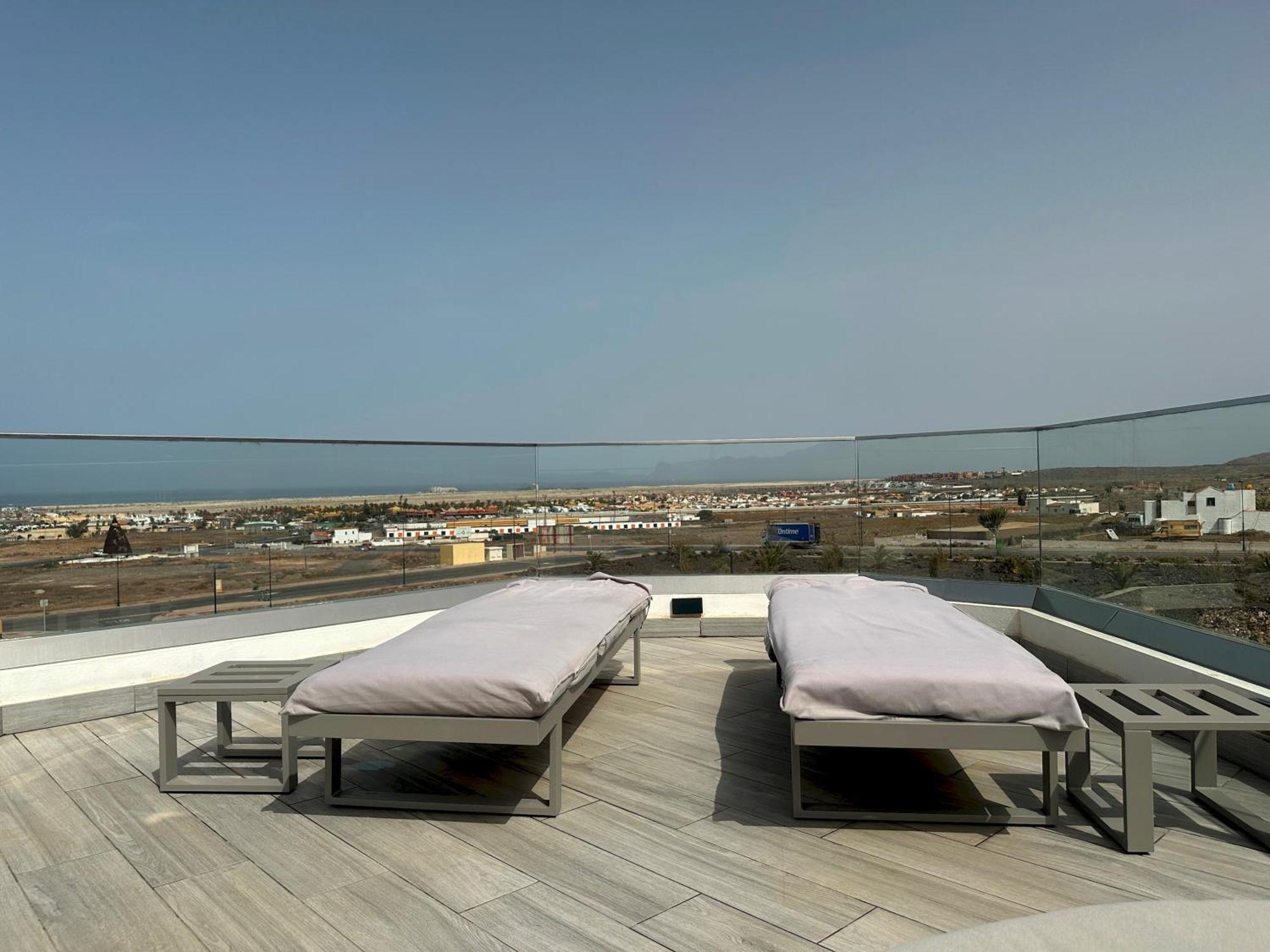 Villa Poseidon Corralejo With Private Heated Pool, Sauna And Stunning Volcano Views By Amazzzing Travel المظهر الخارجي الصورة