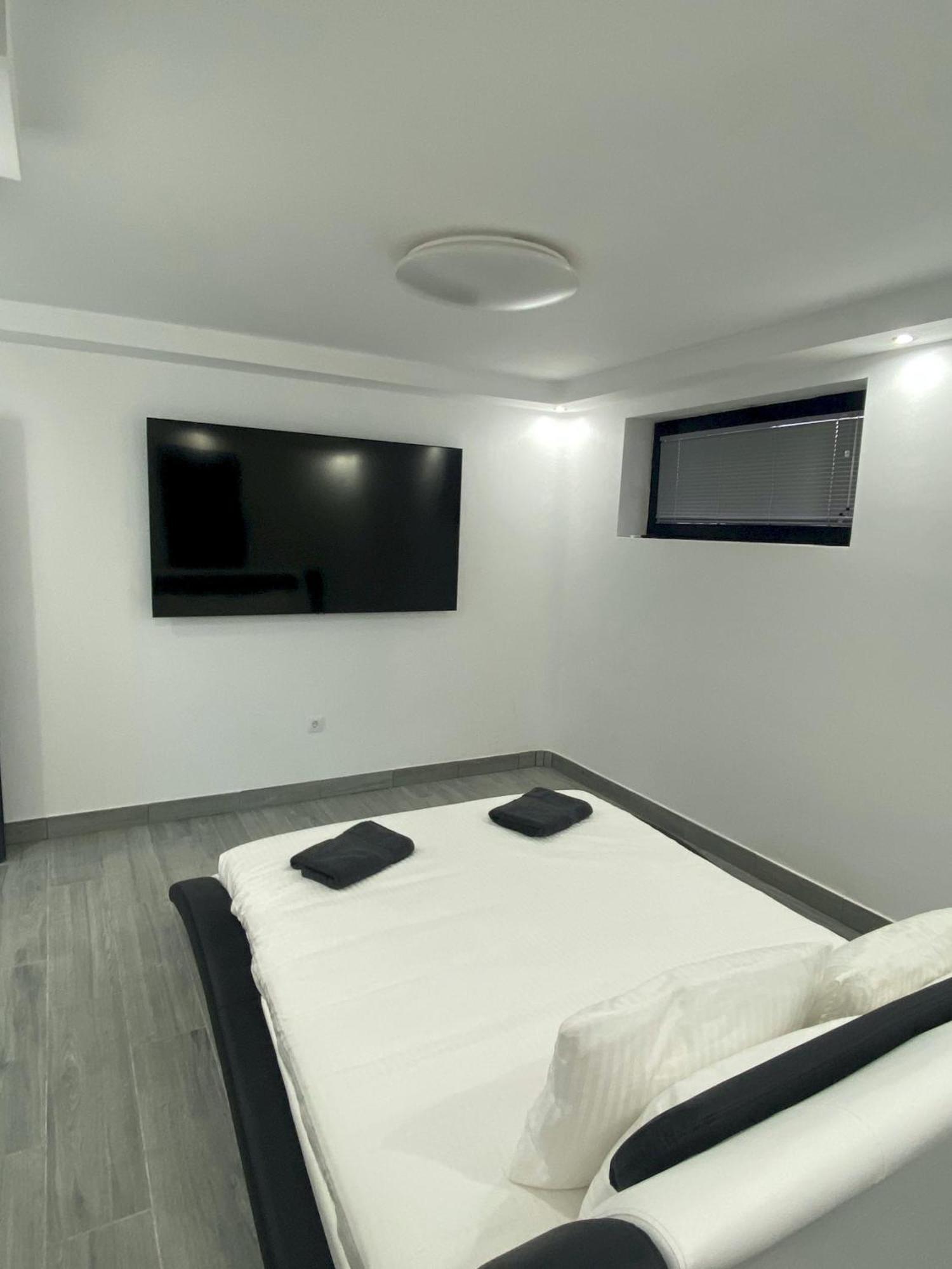 Villa Poseidon Corralejo With Private Heated Pool, Sauna And Stunning Volcano Views By Amazzzing Travel المظهر الخارجي الصورة