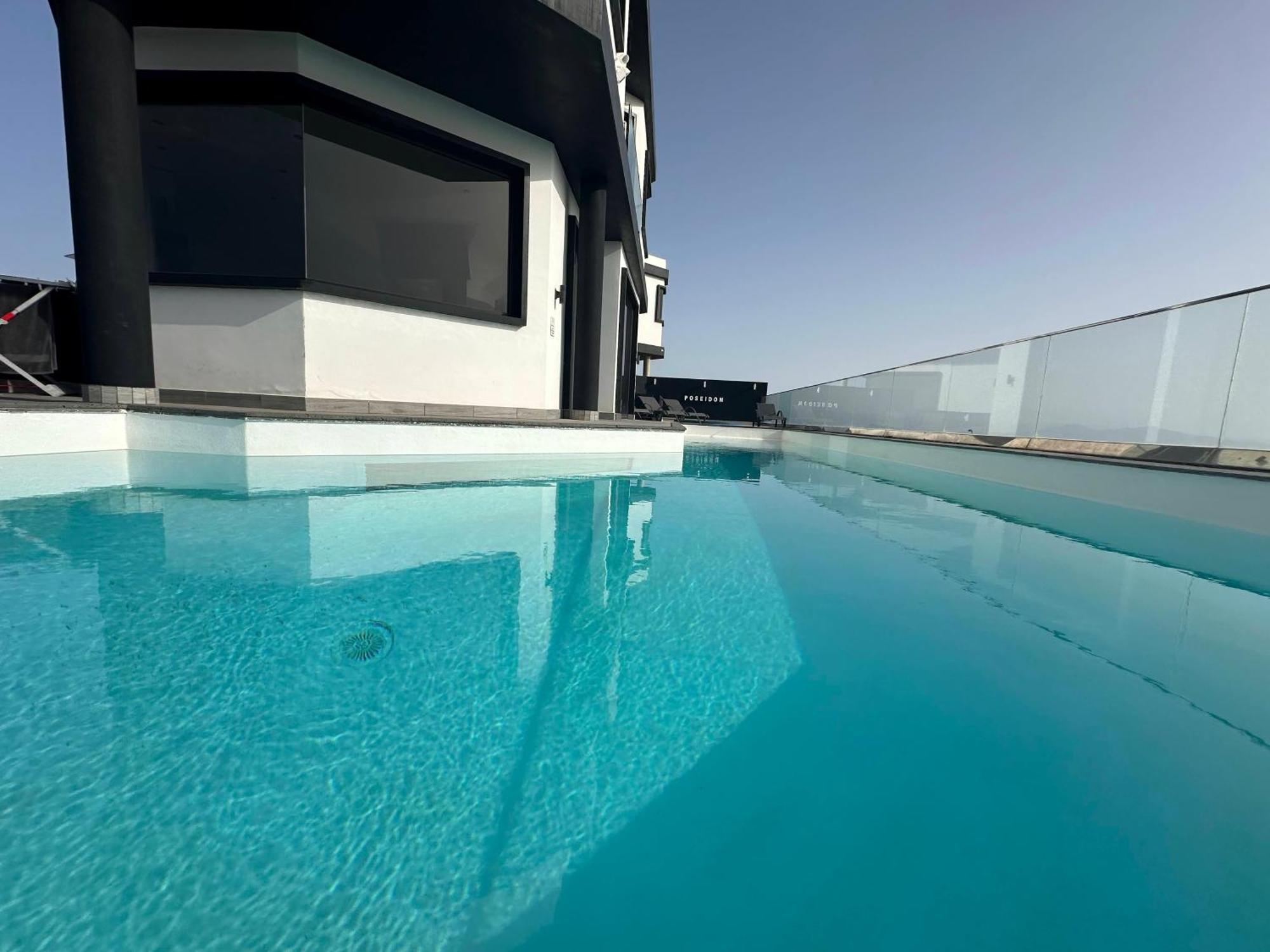 Villa Poseidon Corralejo With Private Heated Pool, Sauna And Stunning Volcano Views By Amazzzing Travel المظهر الخارجي الصورة